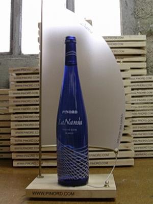 Expositor vino exclusivo