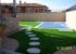 césped artificial ecocestal con piscina