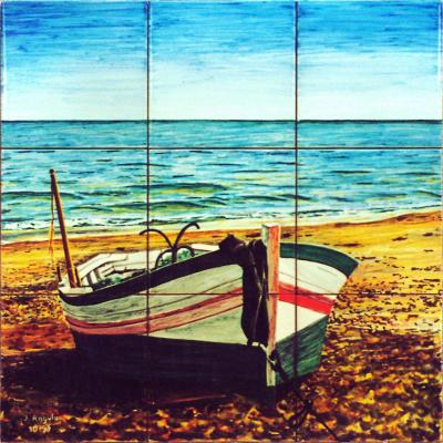 Barca de pesca en la playa
