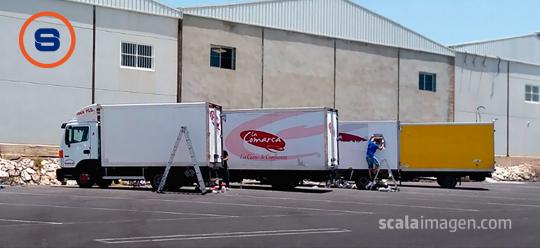 Rotulación de frota de vehículos de La Comarca. www.scalaimagen.com