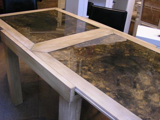 Mesa cristal tintado extendida