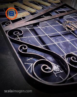 Proceso de fabricación de mesa para sala de juntas vintage. scalaimagen.com