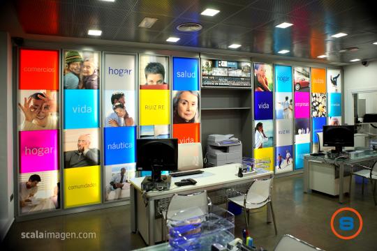 Decoración de oficina comercial en Águilas, Murcia