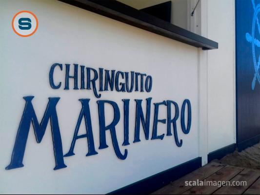 Detalle de rótulo corpóreo vintage en Aguilas, Murcia. scalaimagen.com