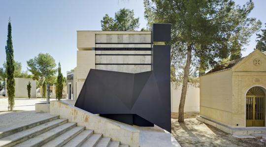 arquitecta-madrid-panteon-para-un-ingeniero
