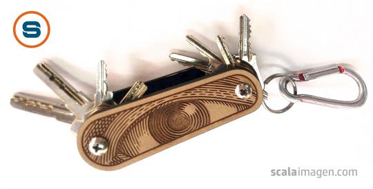 Porta llaves fabricado en madera, corte y fresado láser. scalaimagen.com