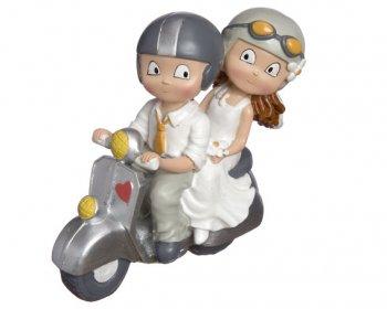 Novios en moto