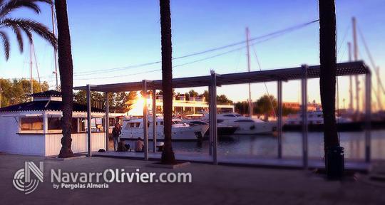 Chiringuito desmontable de 20 m2 instalado en el puerto deportivo de Mallorca