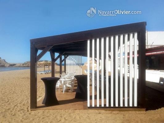 Pérgola de diseño minimalista