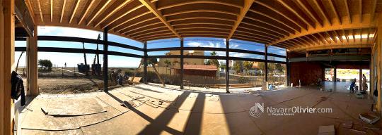 Proceso de construcción de salón de fiestas en madera. Maráu Beach Club