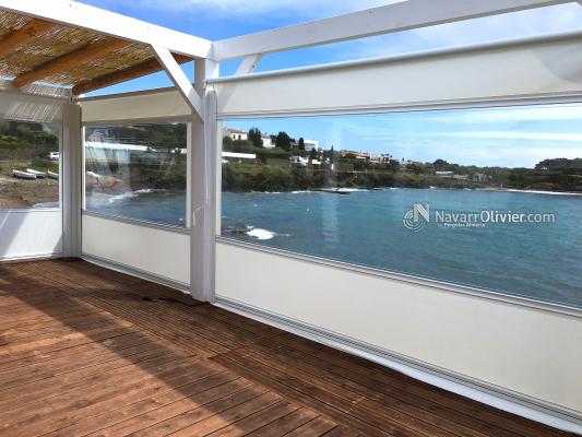 Terraza desmontable con cerramiento para chiringuito