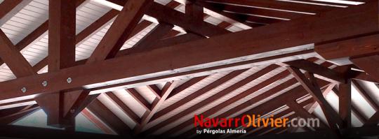 Cerchas de madera para tejado a 4 aguas