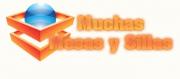 Muchas mesas y sillas