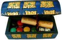 COFRE CON FICHAS, DADOS Y PERGAMINO JUEGO DE LA OCA