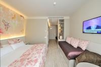 Habitación de Hotel con cortinas de La Botigueta