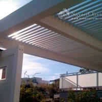 pérgola de madera con cubierta alistonada pérgola de madera con cubierta alistonada